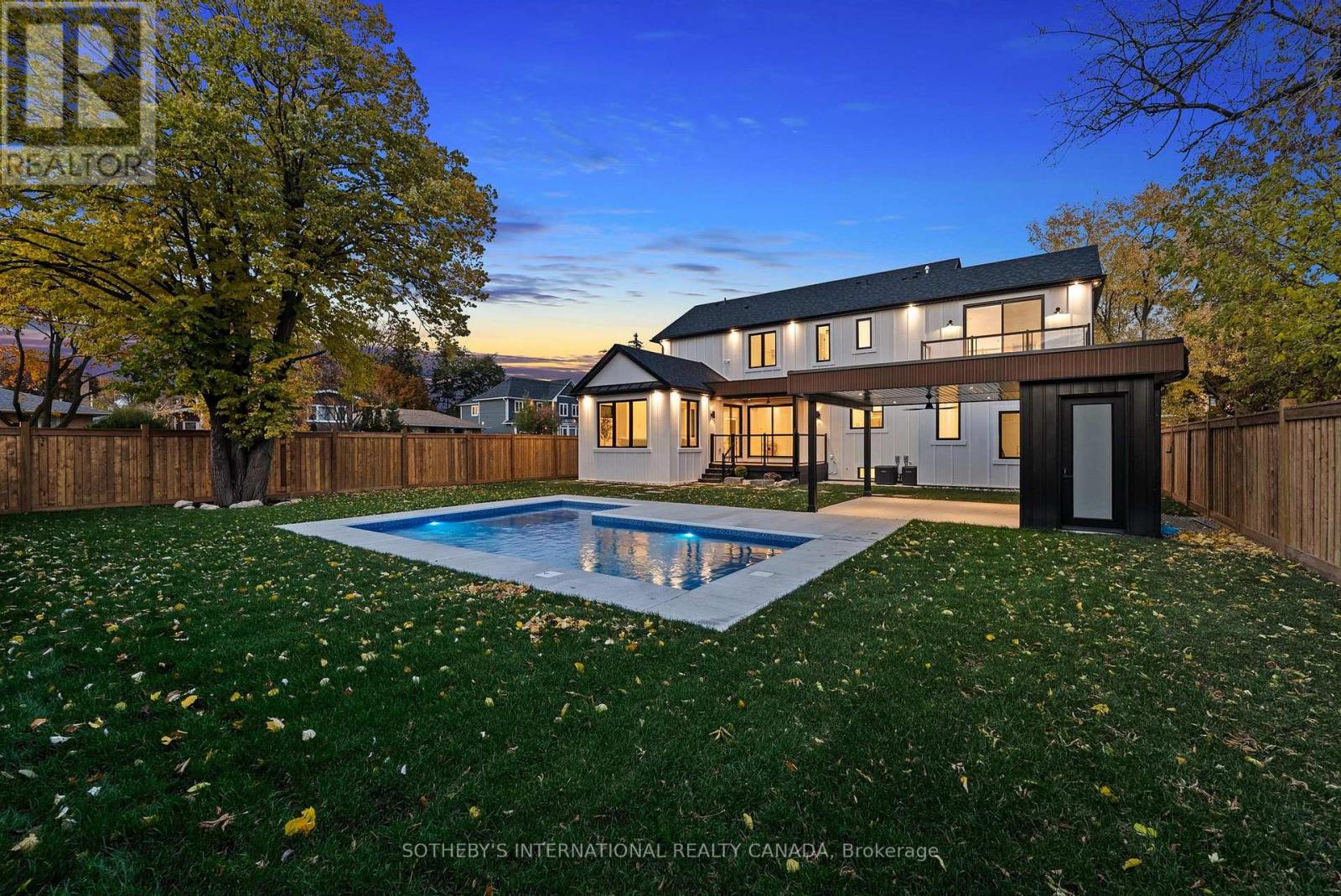 118 Warwood Road, Toronto, Ontario  M9B 5B7 - Photo 50 - W12559772