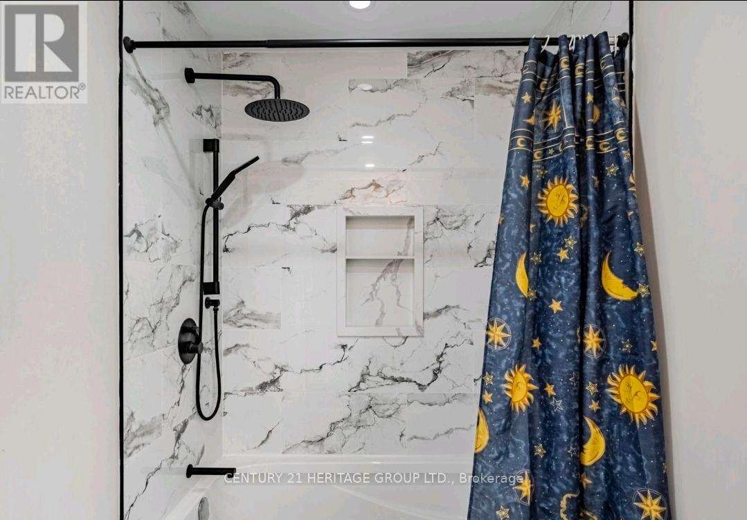 1081 Pearson Drive, Oakville, Ontario  L6H 2A9 - Photo 17 - W12559794