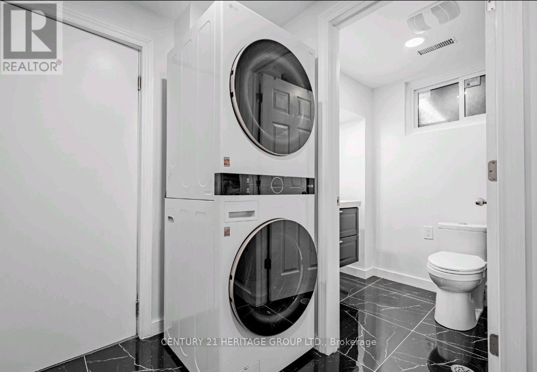 1081 Pearson Drive, Oakville, Ontario  L6H 2A9 - Photo 22 - W12559794