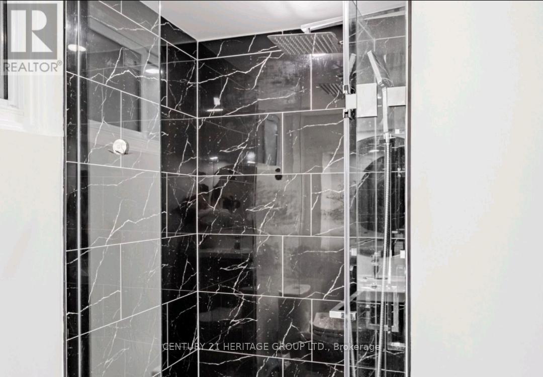 1081 Pearson Drive, Oakville, Ontario  L6H 2A9 - Photo 24 - W12559794