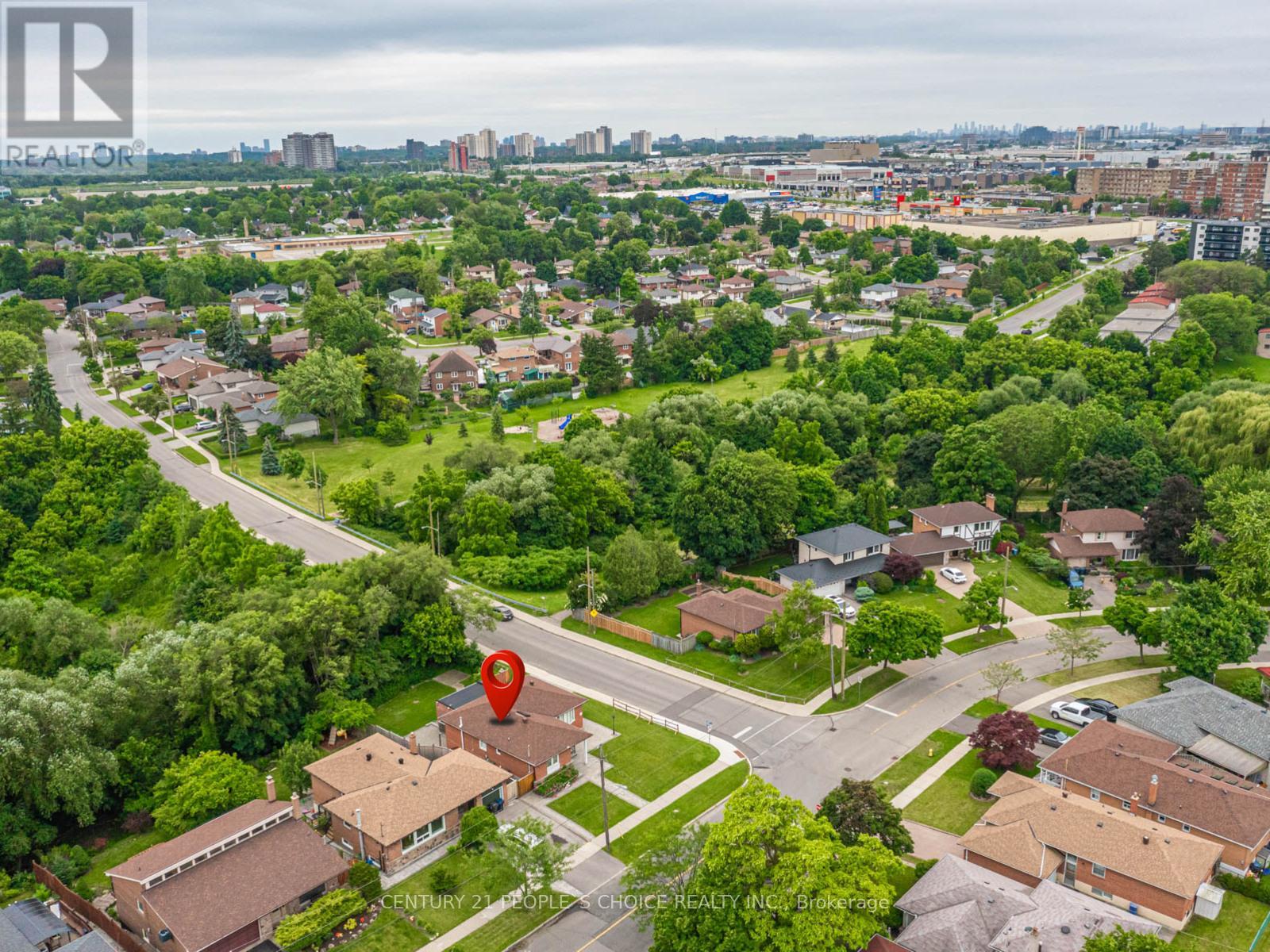 43 Shendale Drive, Toronto, Ontario  M9W 2B4 - Photo 37 - W12559796