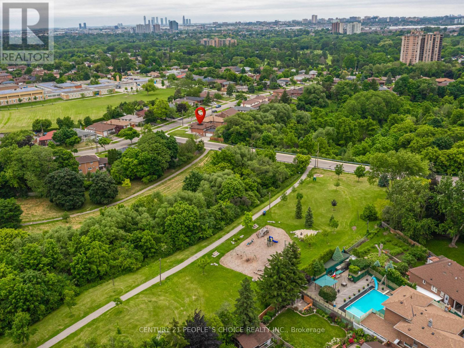 43 Shendale Drive, Toronto, Ontario  M9W 2B4 - Photo 41 - W12559796