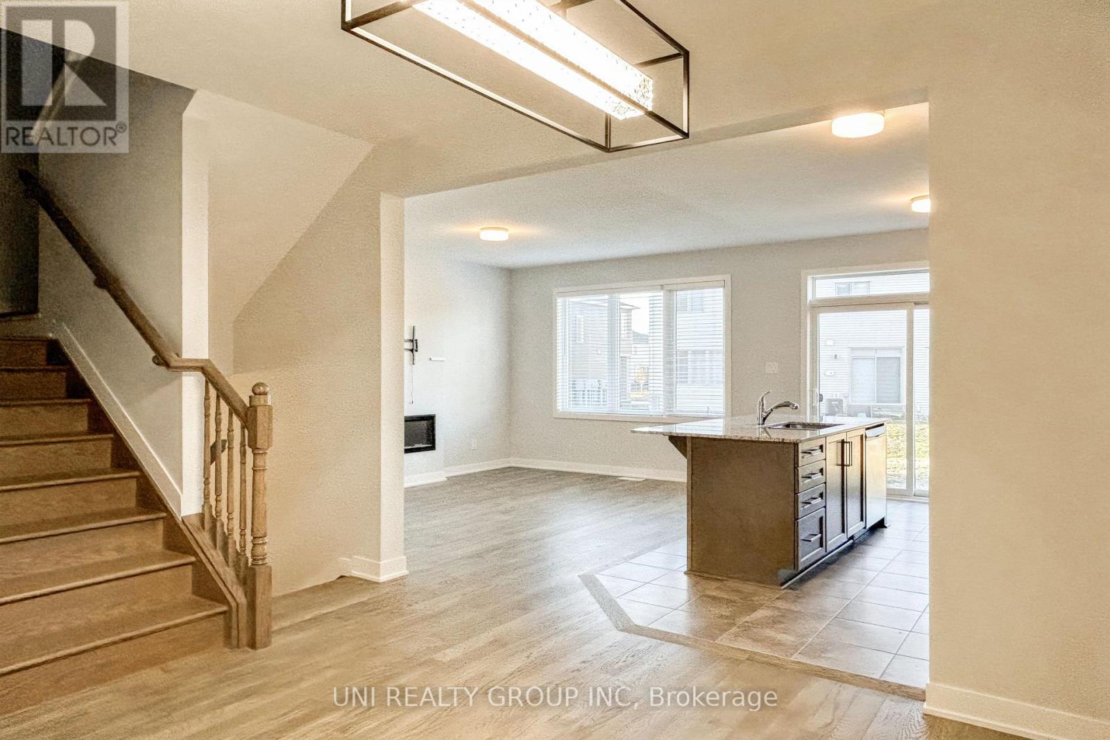 274 Ormiston Crescent, Ottawa, Ontario  K2J 7E4 - Photo 12 - X12559824