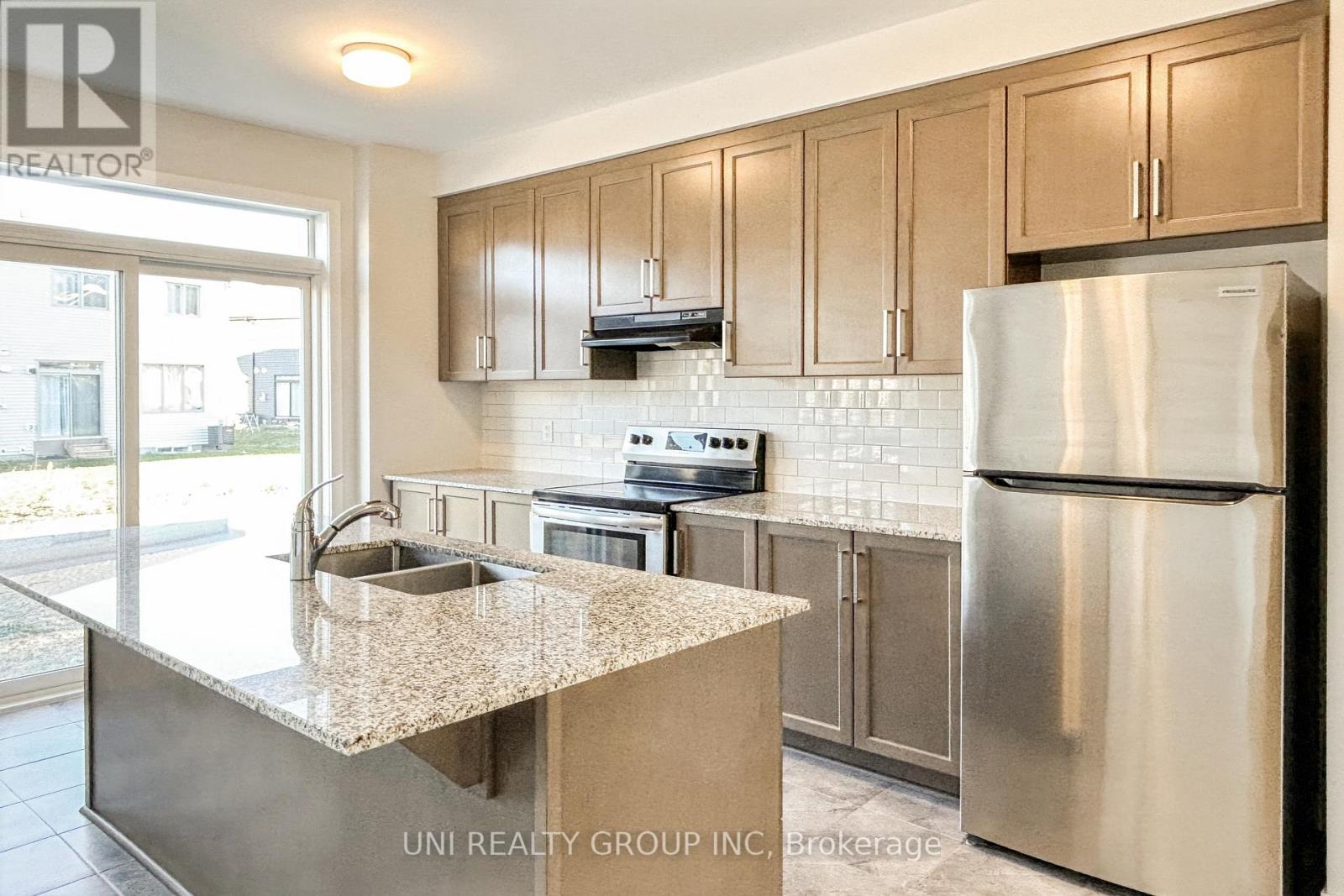 274 Ormiston Crescent, Ottawa, Ontario  K2J 7E4 - Photo 8 - X12559824