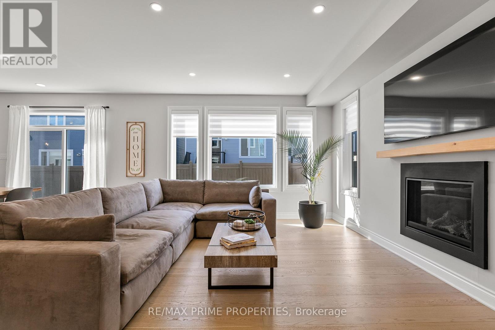 839 Mercier Crescent, Ottawa, Ontario K1W 0N6 - Photo 9 - X12559882