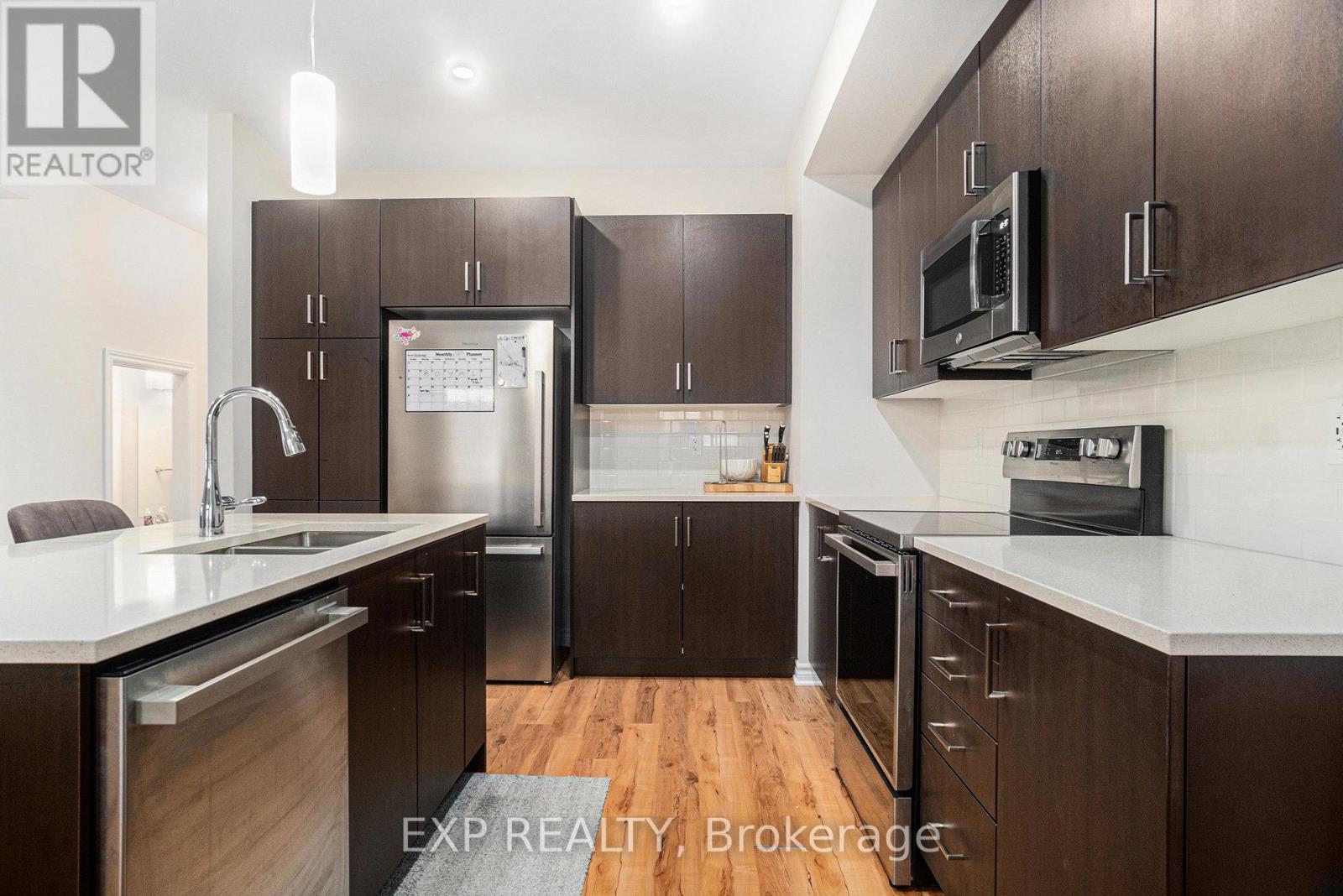 93 Richelieu Street, Russell, Ontario  K0A 1W0 - Photo 10 - X12559884