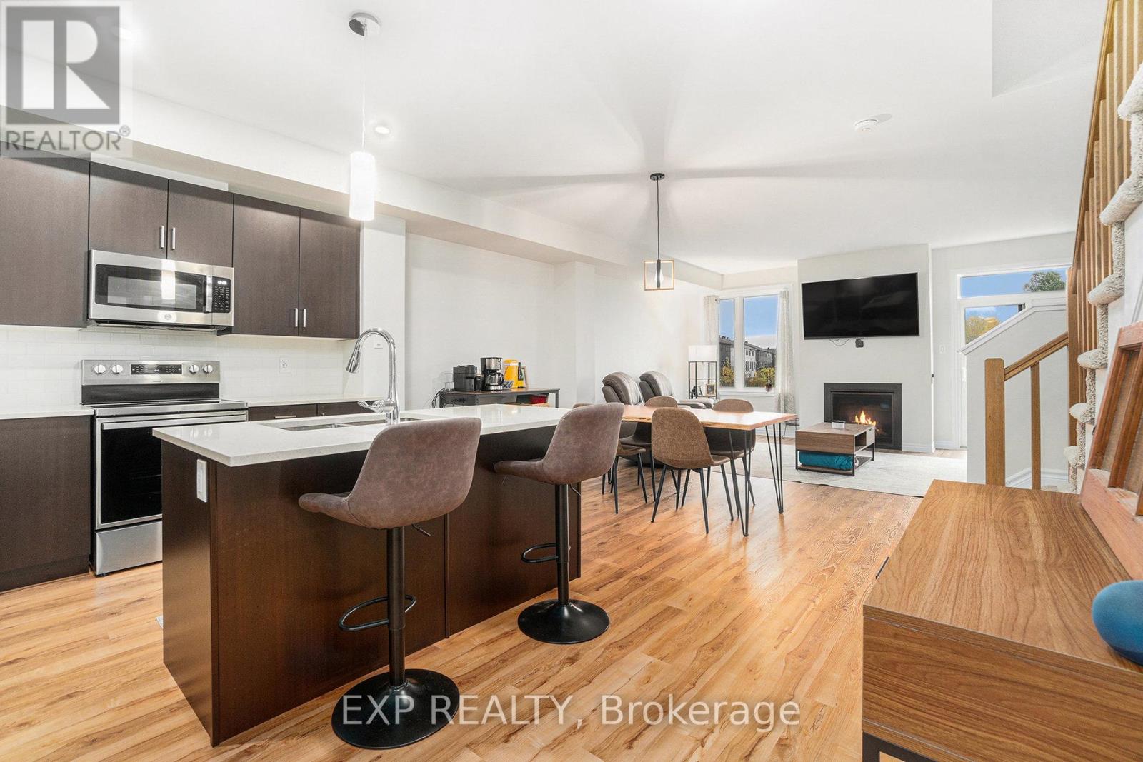 93 Richelieu Street, Russell, Ontario  K0A 1W0 - Photo 8 - X12559884