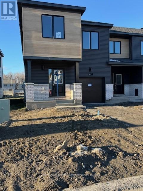 521 Galanthus Walk, Ottawa, Ontario  K2W 0N3 - Photo 2 - X12559898