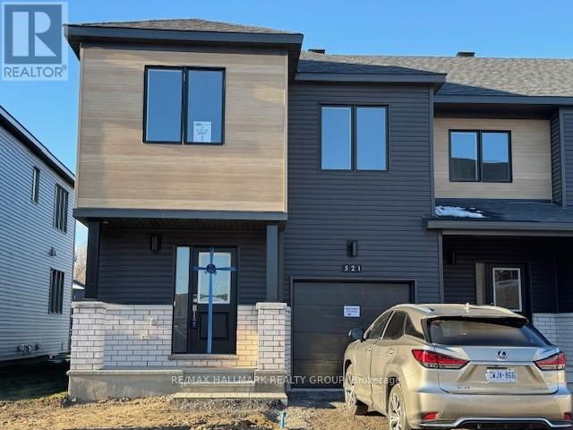 521 Galanthus Walk, Ottawa, Ontario  K2W 0N3 - Photo 3 - X12559898