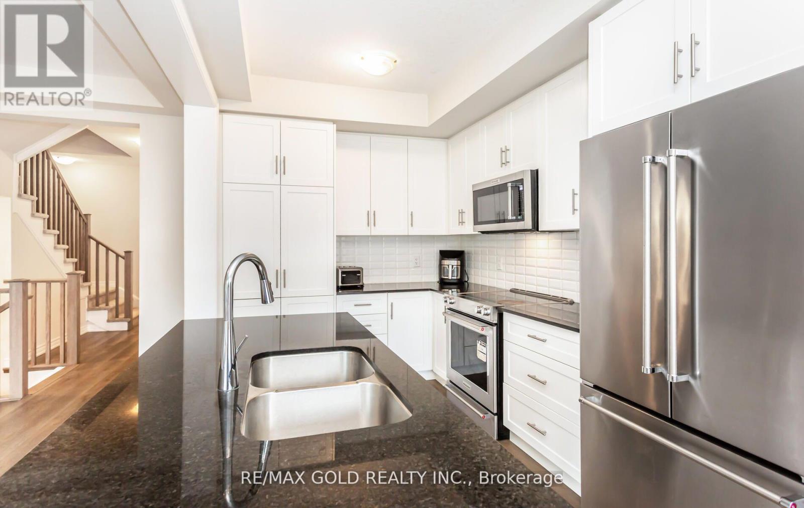 38 - 10 Birmingham Drive, Cambridge, Ontario  N1R 0C6 - Photo 14 - X12559652