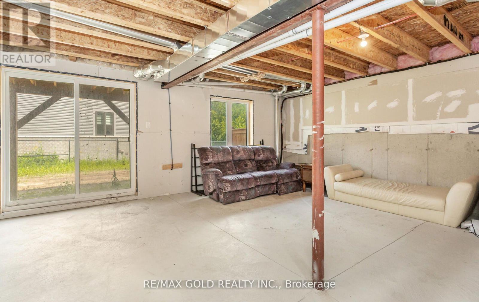 38 - 10 Birmingham Drive, Cambridge, Ontario  N1R 0C6 - Photo 35 - X12559652