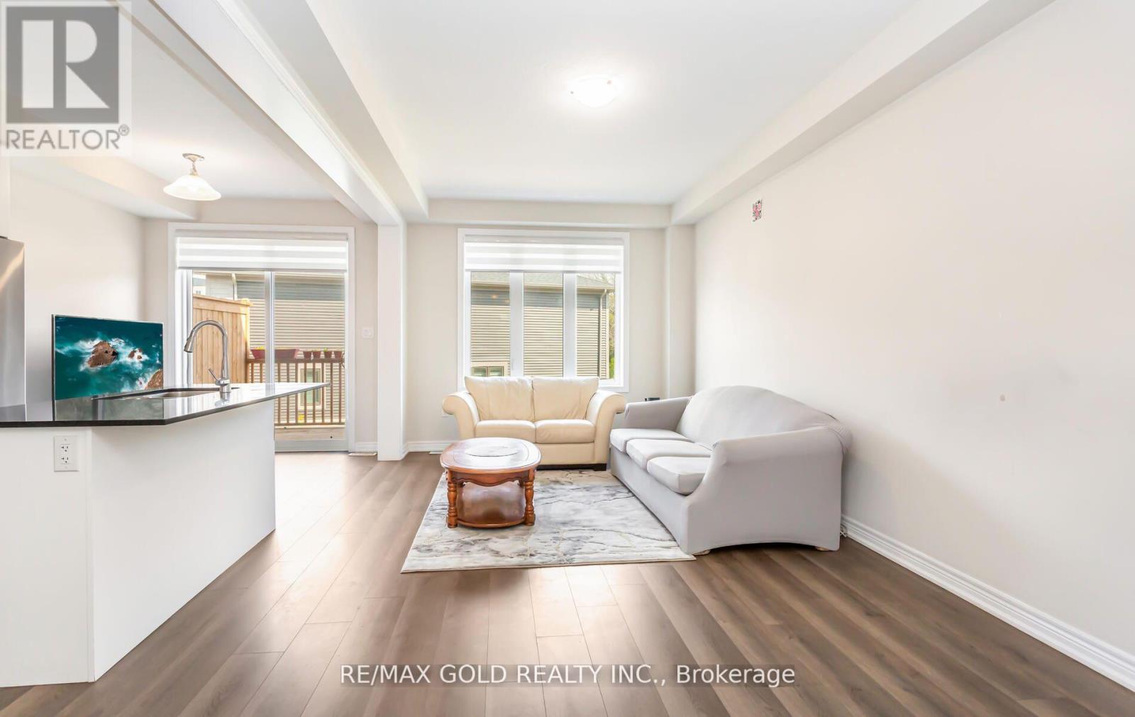 38 - 10 Birmingham Drive, Cambridge, Ontario  N1R 0C6 - Photo 8 - X12559652