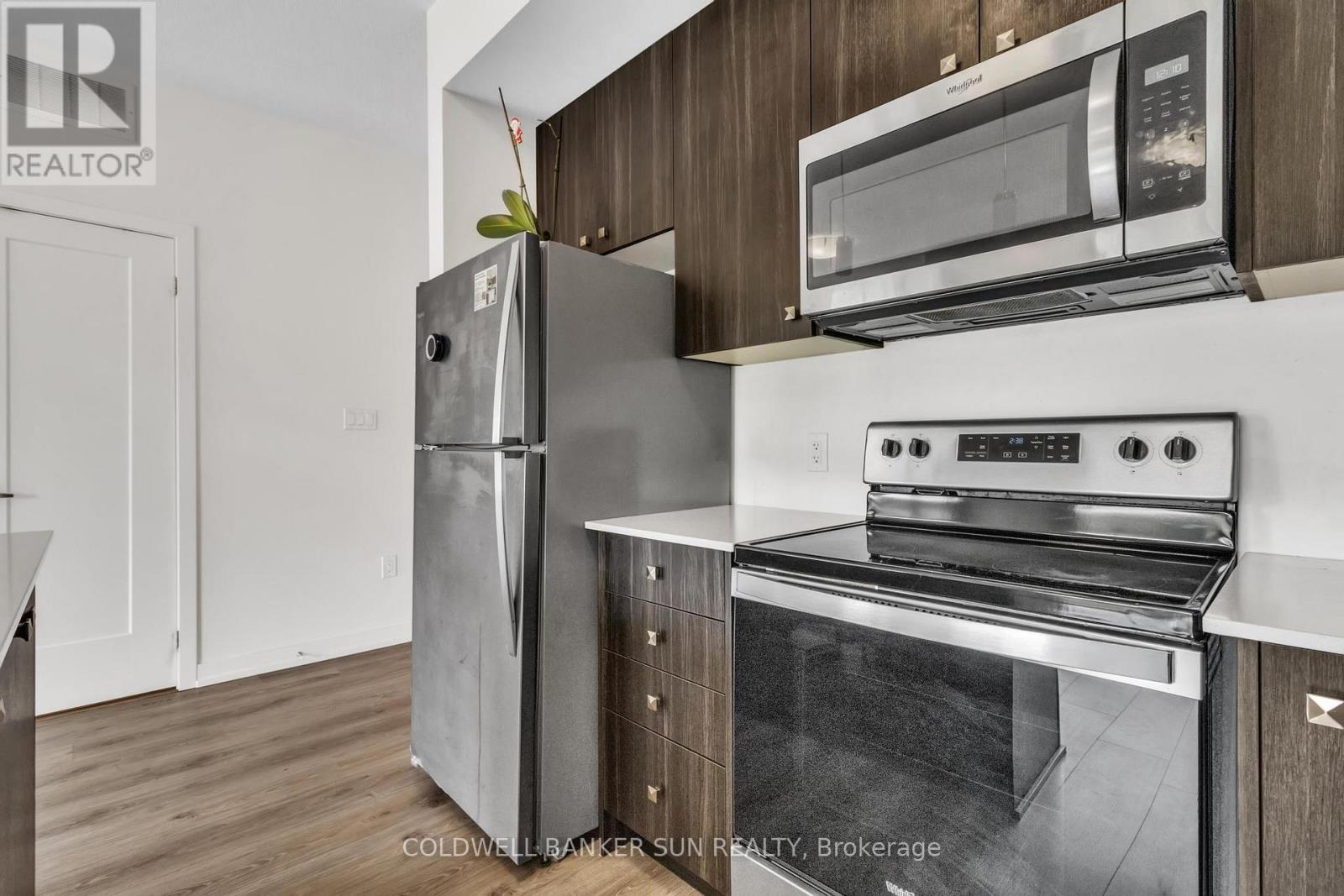 E12 - 20 Palace Street, Kitchener, Ontario  N2E 3R9 - Photo 15 - X12559658