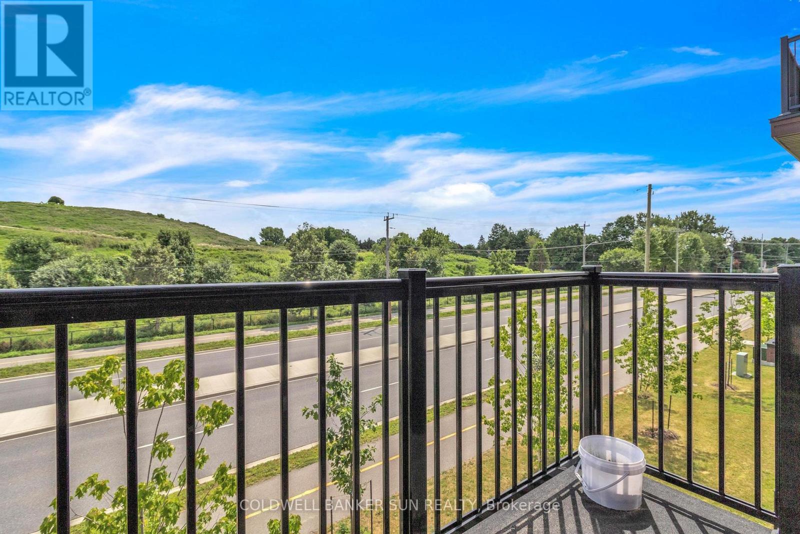 E12 - 20 Palace Street, Kitchener, Ontario  N2E 3R9 - Photo 18 - X12559658