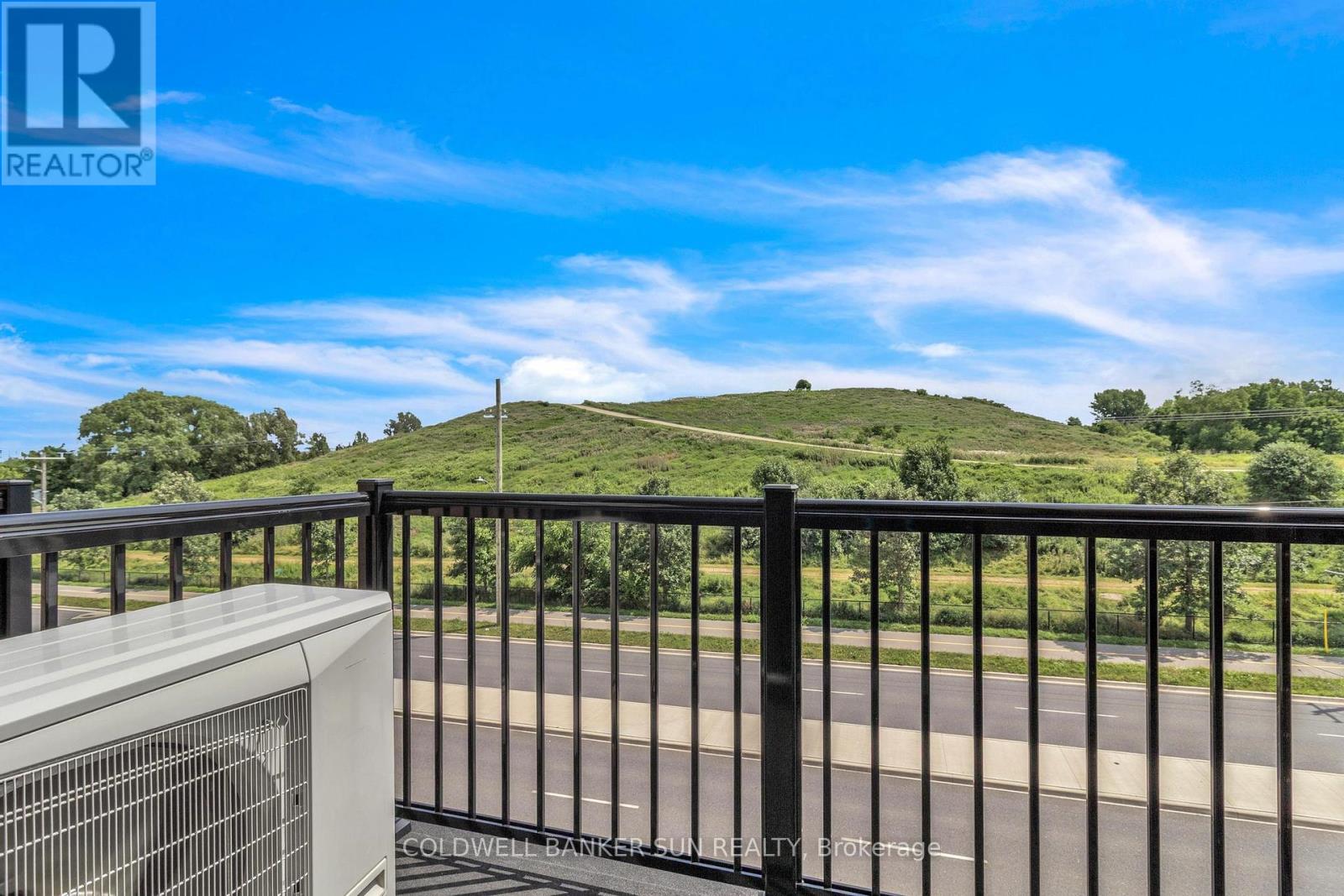 E12 - 20 Palace Street, Kitchener, Ontario  N2E 3R9 - Photo 34 - X12559658