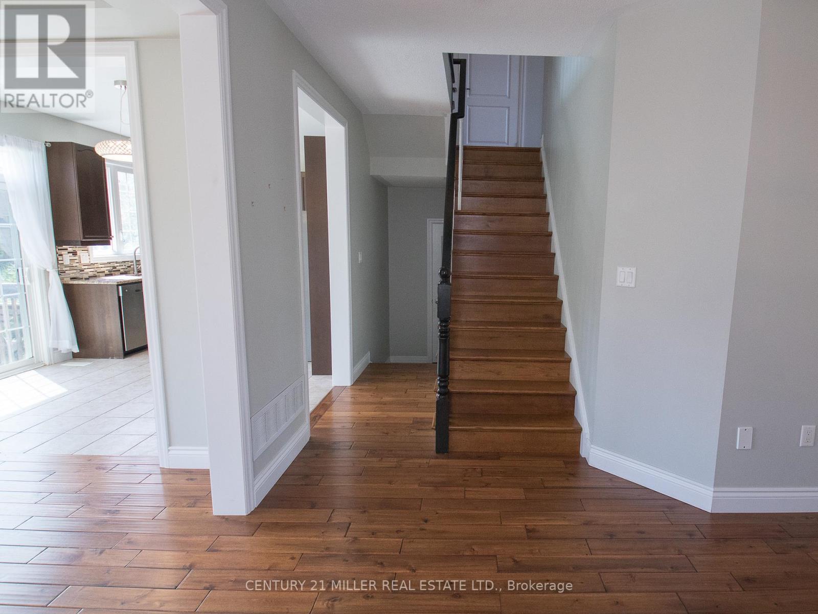 278 Montreal Circle, Hamilton, Ontario  L8E 5W5 - Photo 10 - X12559672