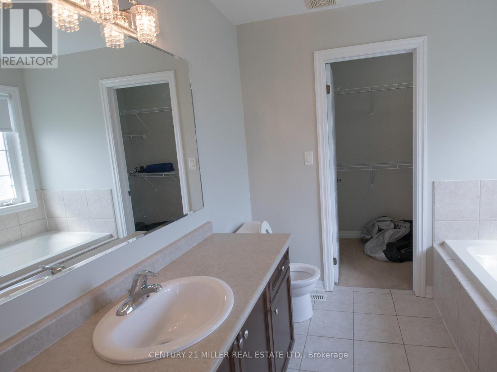 278 Montreal Circle, Hamilton, Ontario  L8E 5W5 - Photo 22 - X12559672