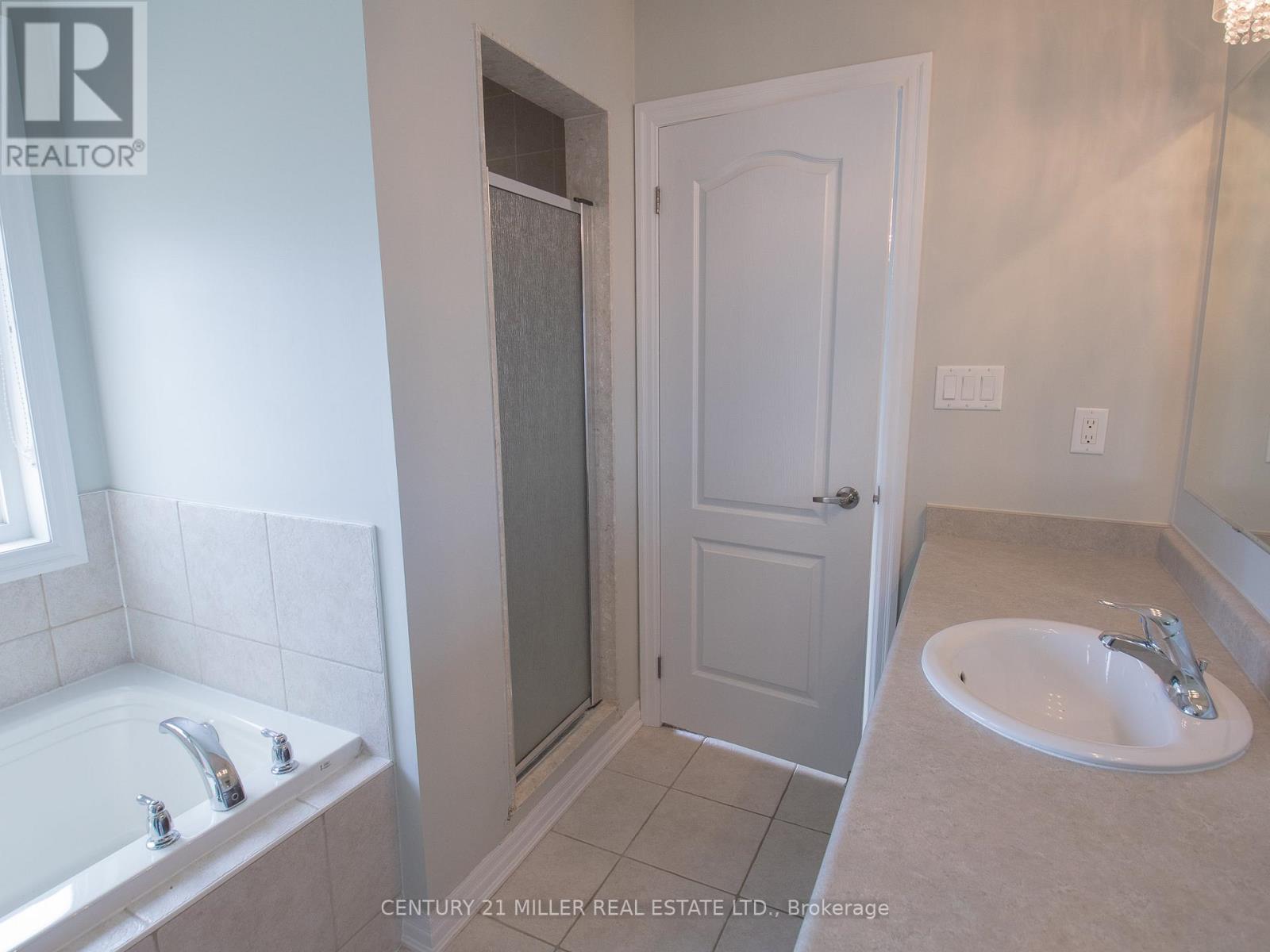 278 Montreal Circle, Hamilton, Ontario  L8E 5W5 - Photo 23 - X12559672