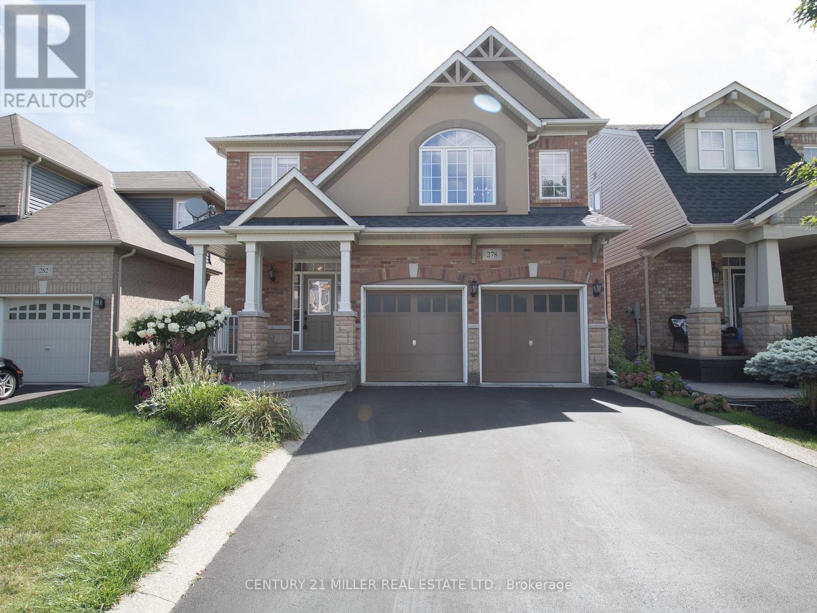 278 Montreal Circle, Hamilton, Ontario  L8E 5W5 - Photo 3 - X12559672