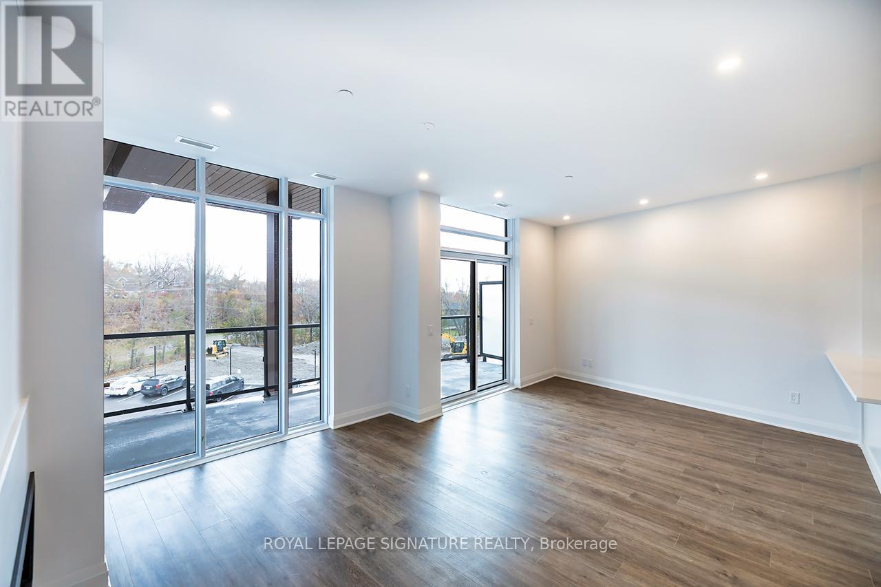 318 - 99 Louisa Street, Kawartha Lakes, Ontario  K0M 1N0 - Photo 2 - X12559674