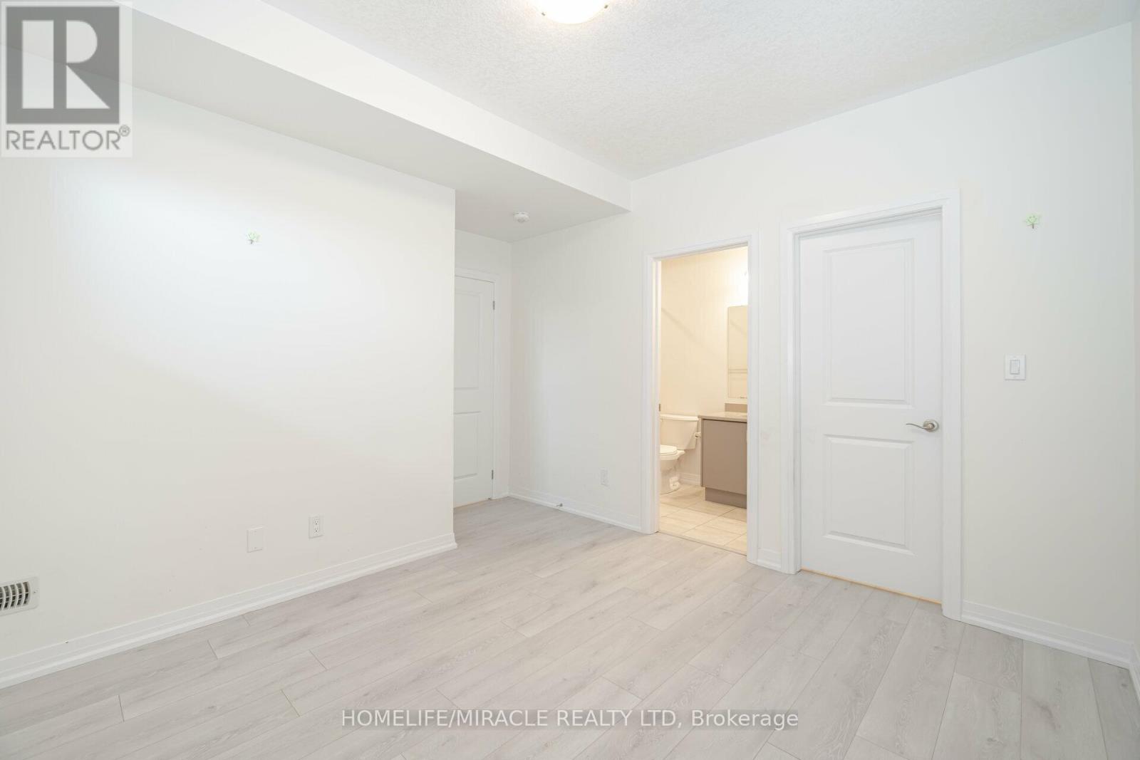83 - 261 Woodbine Avenue, Kitchener, Ontario  N2R 0P7 - Photo 19 - X12559676