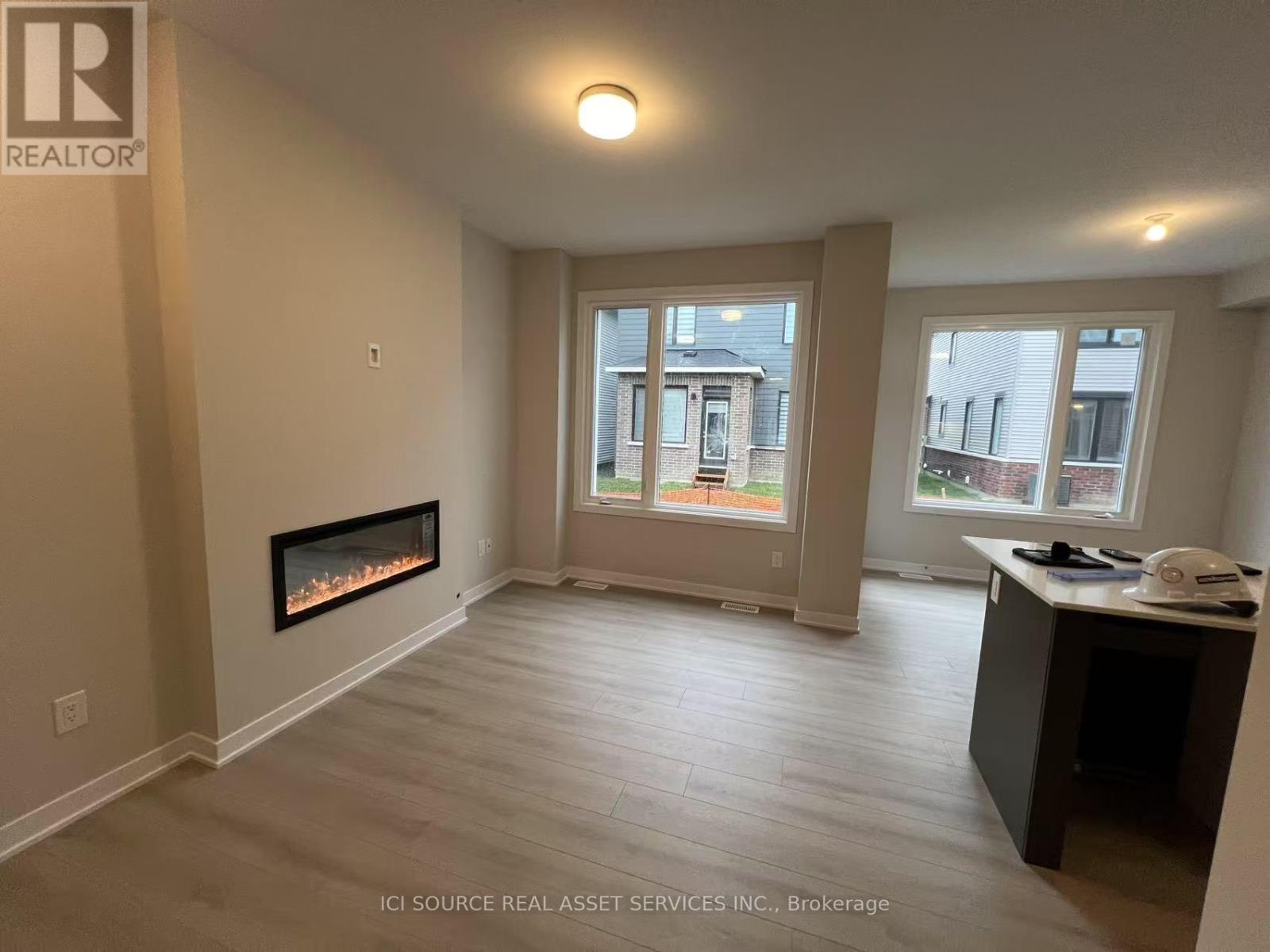 376 Les Emmerson Drive, Ottawa, Ontario  K2J 7L7 - Photo 11 - X12559738