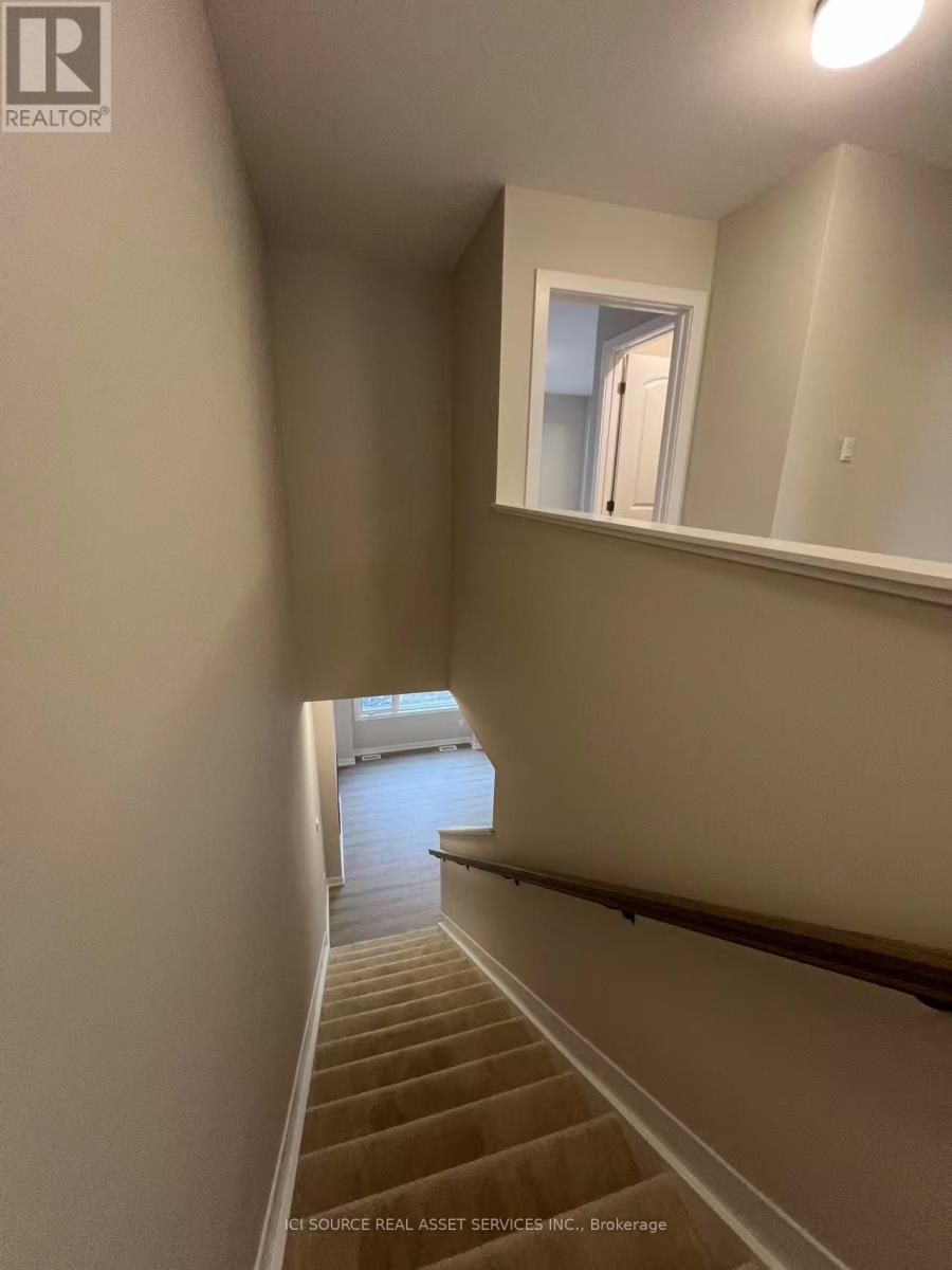 376 Les Emmerson Drive, Ottawa, Ontario  K2J 7L7 - Photo 14 - X12559738