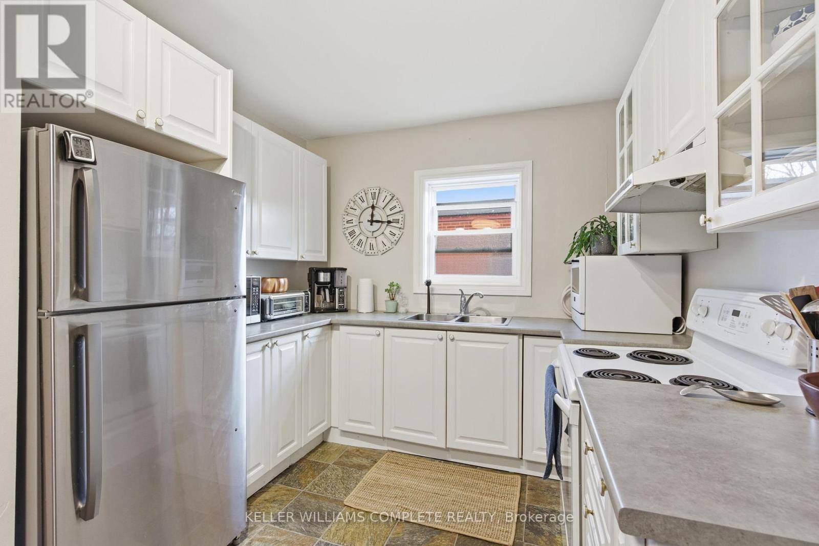 310 - 836 Concession Street, Hamilton, Ontario  L8V 1E2 - Photo 5 - X12559758