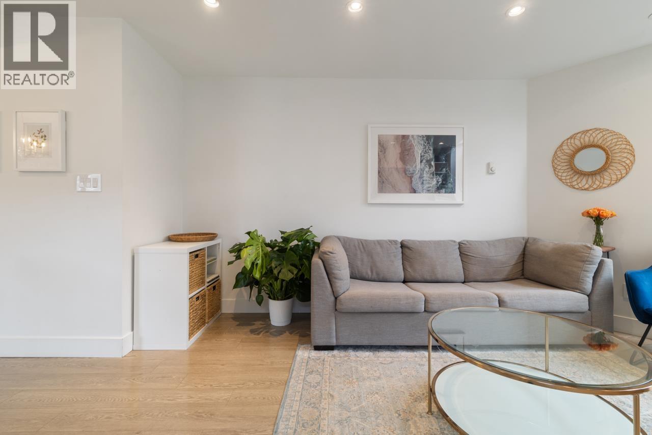 308 755 W 15th Avenue, Vancouver, British Columbia  V5Z 1R6 - Photo 4 - R3068770