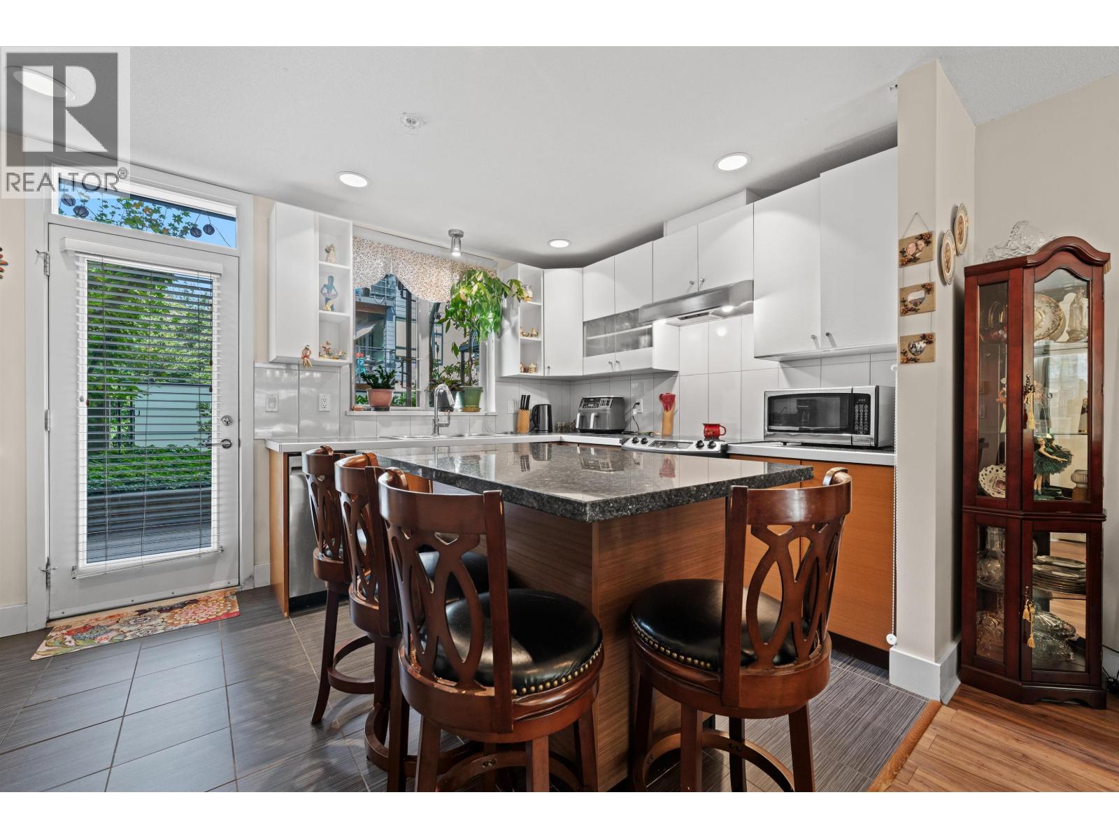 45 728 W 14th Street, North Vancouver, British Columbia  V7M 0A8 - Photo 8 - R3068773