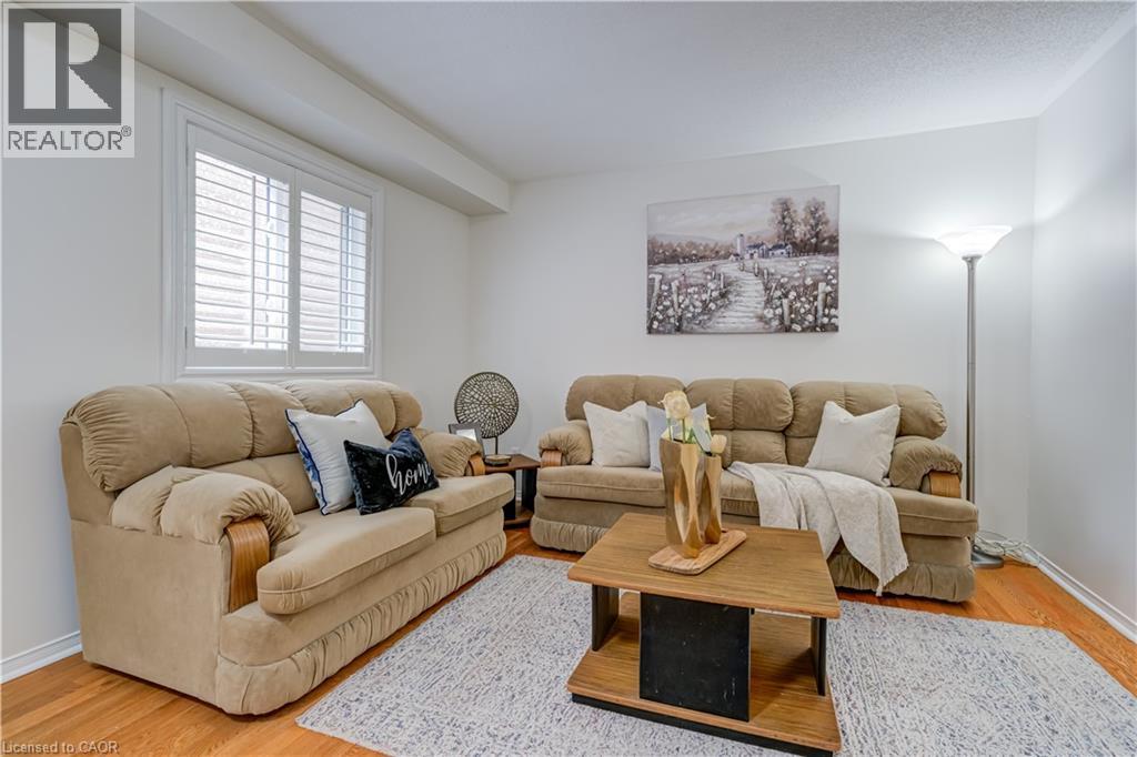 61 Cedarwood Crescent, Brampton, Ontario  L6X 4J9 - Photo 7 - 40789430