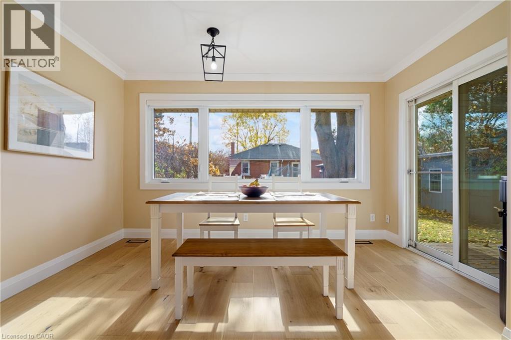 11 Mcmaster Avenue, Dundas, Ontario  L9H 4M6 - Photo 17 - 40788920