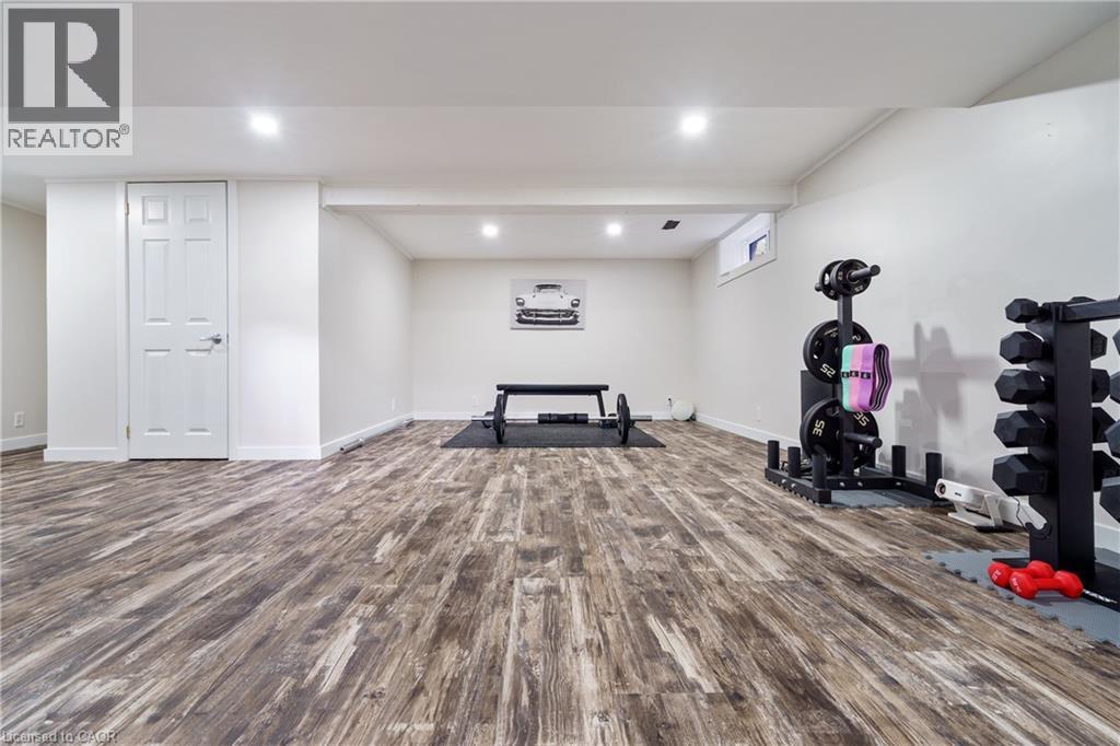 11 Mcmaster Avenue, Dundas, Ontario  L9H 4M6 - Photo 34 - 40788920