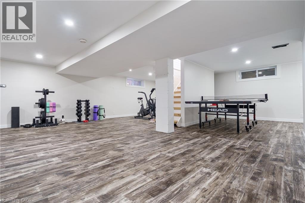 11 Mcmaster Avenue, Dundas, Ontario  L9H 4M6 - Photo 35 - 40788920