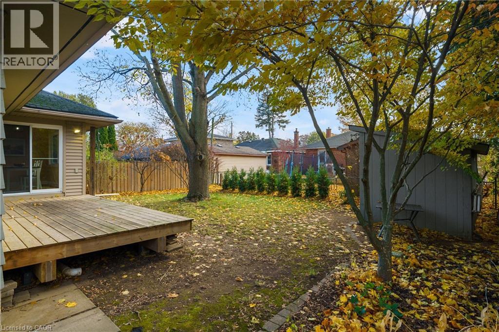 11 Mcmaster Avenue, Dundas, Ontario  L9H 4M6 - Photo 39 - 40788920