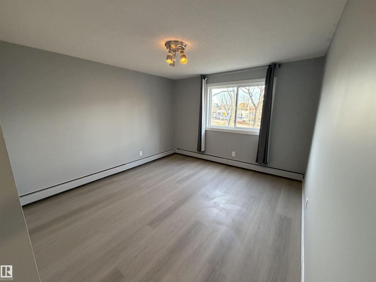 #202 10740 105 St Nw, Edmonton, Alberta  T5H 2X2 - Photo 19 - E4454309