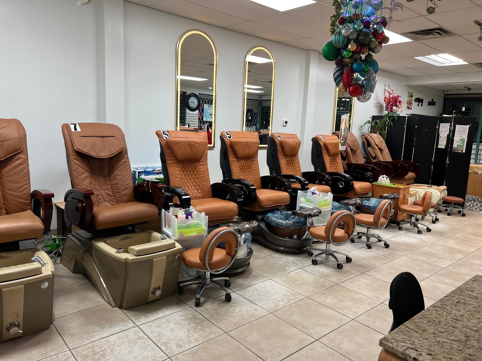 1A 9965 152 STREET, surrey, British Columbia