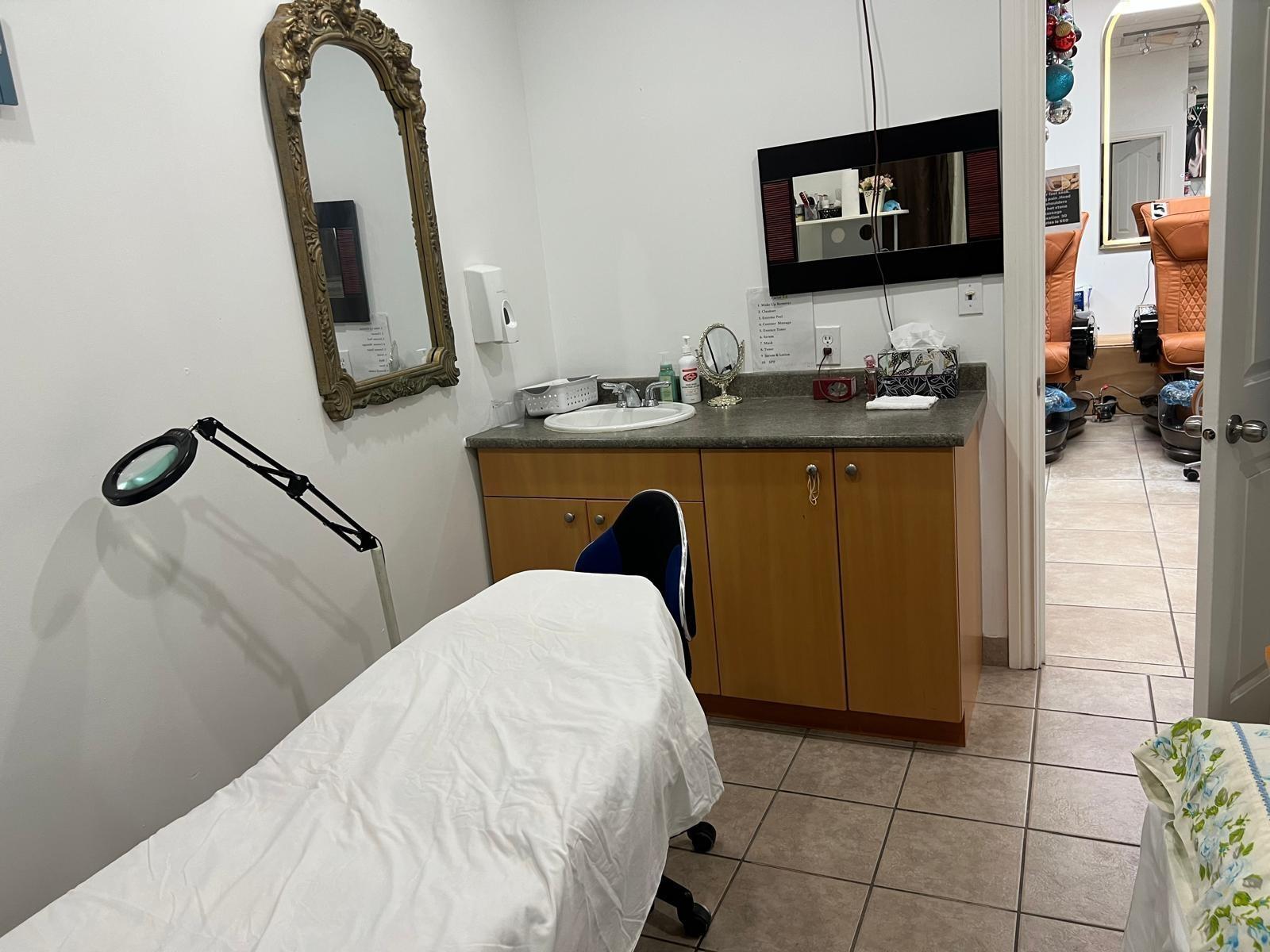 1a 9965 152 Street, Surrey, British Columbia  V3R 4G5 - Photo 8 - C8073934