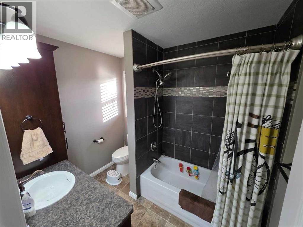 4920 55 Avenue, Taber, Alberta  T1g 1H4 - Photo 15 - A2270243