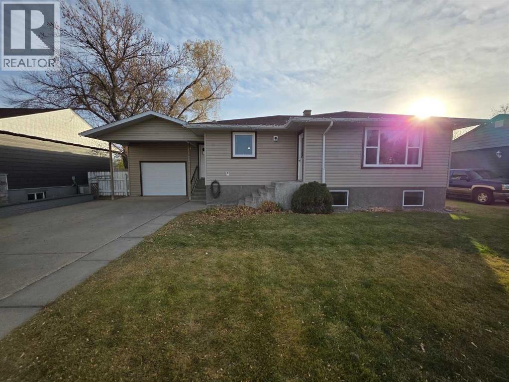 4920 55 Avenue, Taber, Alberta  T1g 1H4 - Photo 2 - A2270243