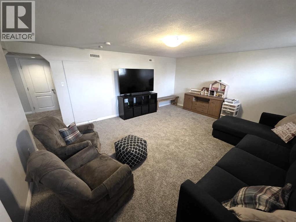 4920 55 Avenue, Taber, Alberta  T1g 1H4 - Photo 17 - A2270243