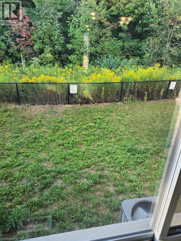 940 Robert Ferrie Drive, Kitchener, Ontario  N2R 0P9 - Photo 5 - 40774319