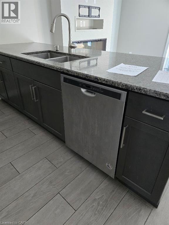 940 Robert Ferrie Drive, Kitchener, Ontario  N2R 0P9 - Photo 24 - 40774319