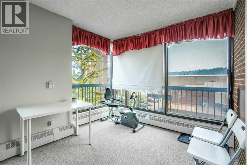 408, 80 Point Mckay Crescent Nw, Calgary, Alberta T3B 4W4 - Photo 8 - A2231326