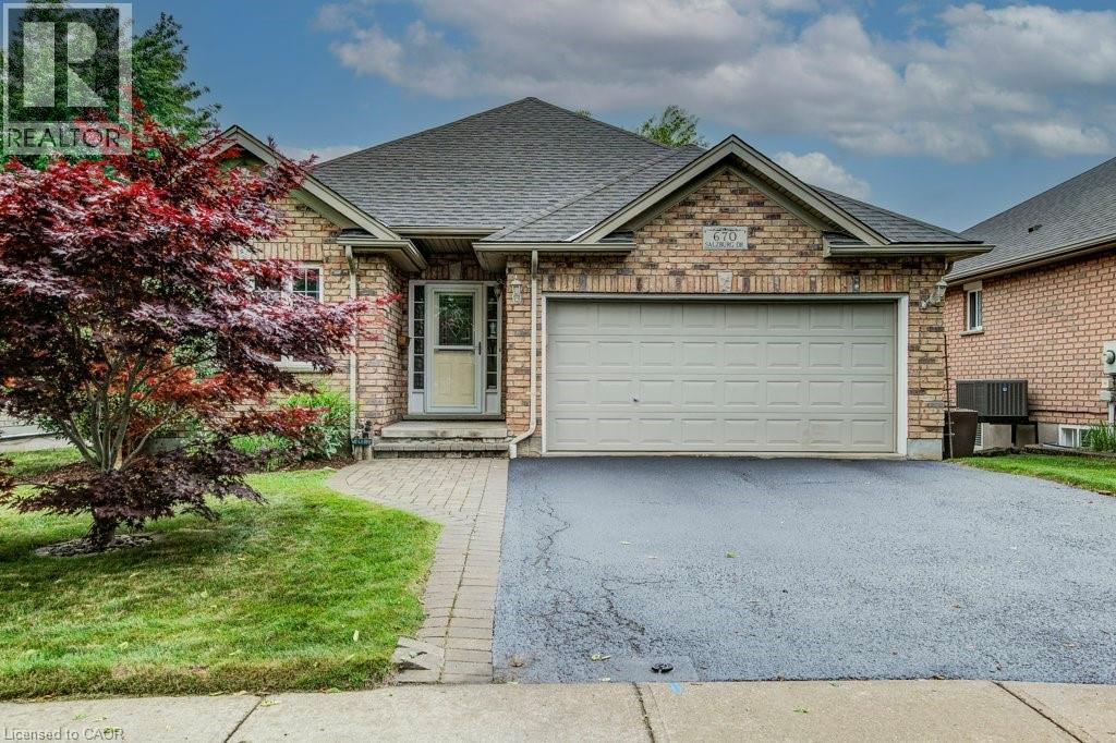 670 SALZBURG Drive, Waterloo, Ontario