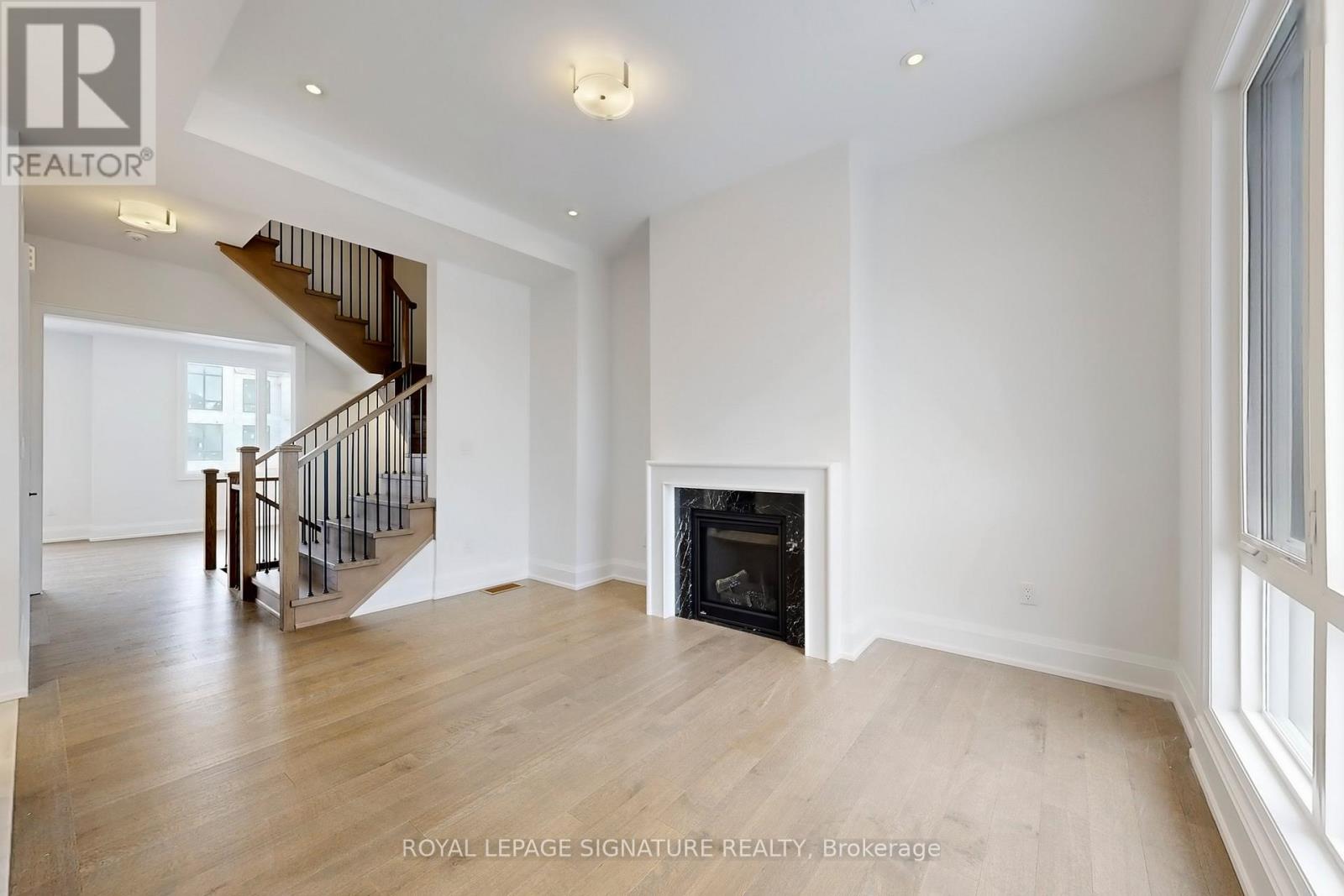 412 York Downs Boulevard, Markham, Ontario  L6C 3R4 - Photo 20 - N12396590