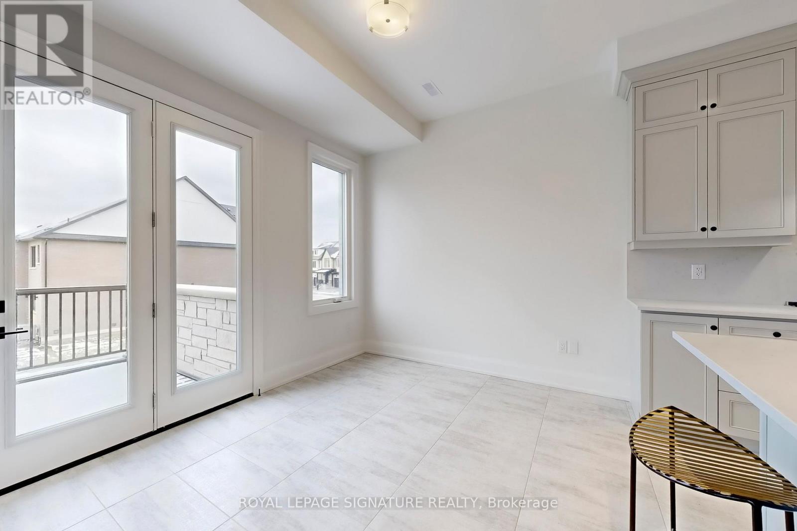 412 York Downs Boulevard, Markham, Ontario  L6C 3R4 - Photo 10 - N12396590