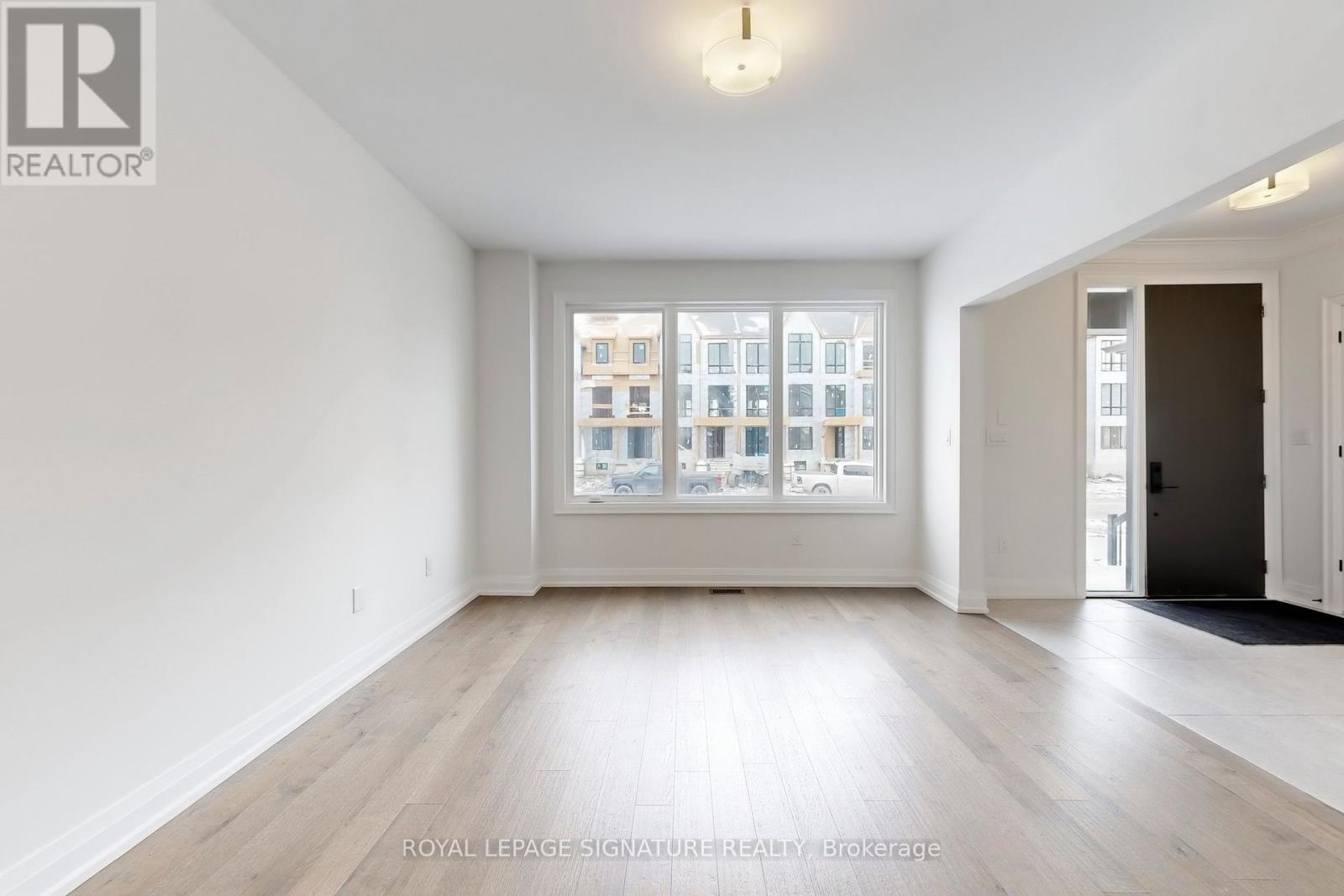 412 York Downs Boulevard, Markham, Ontario  L6C 3R4 - Photo 18 - N12396590