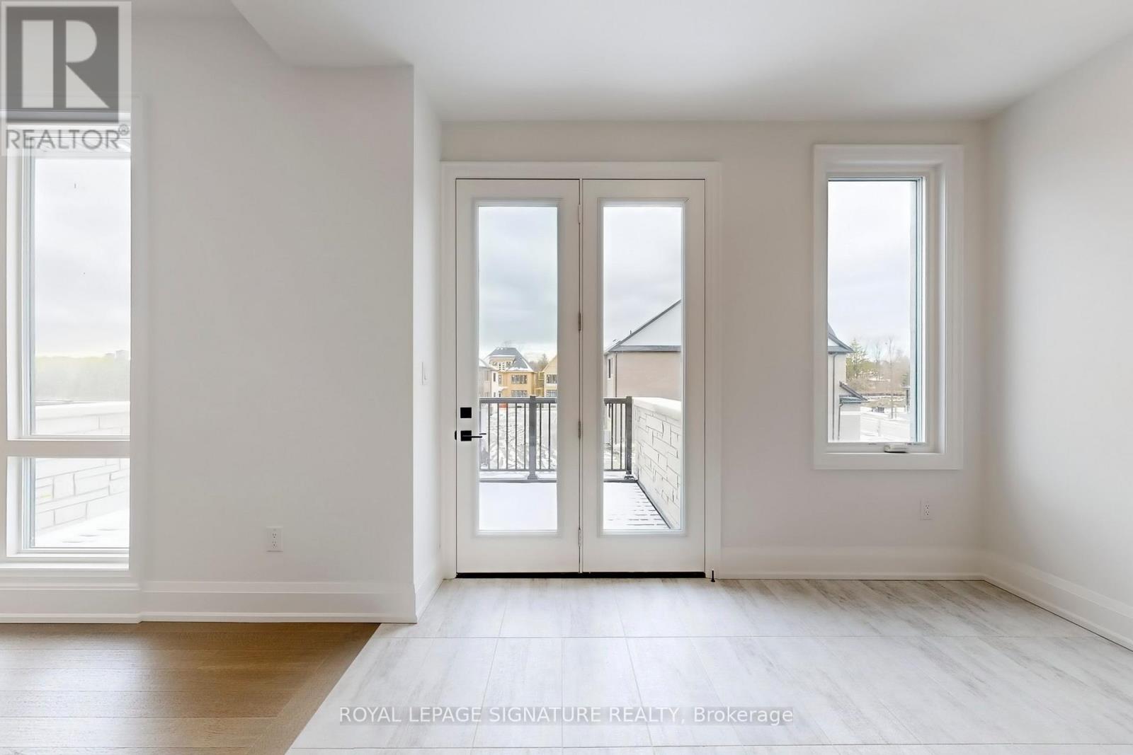 412 York Downs Boulevard, Markham, Ontario  L6C 3R4 - Photo 11 - N12396590