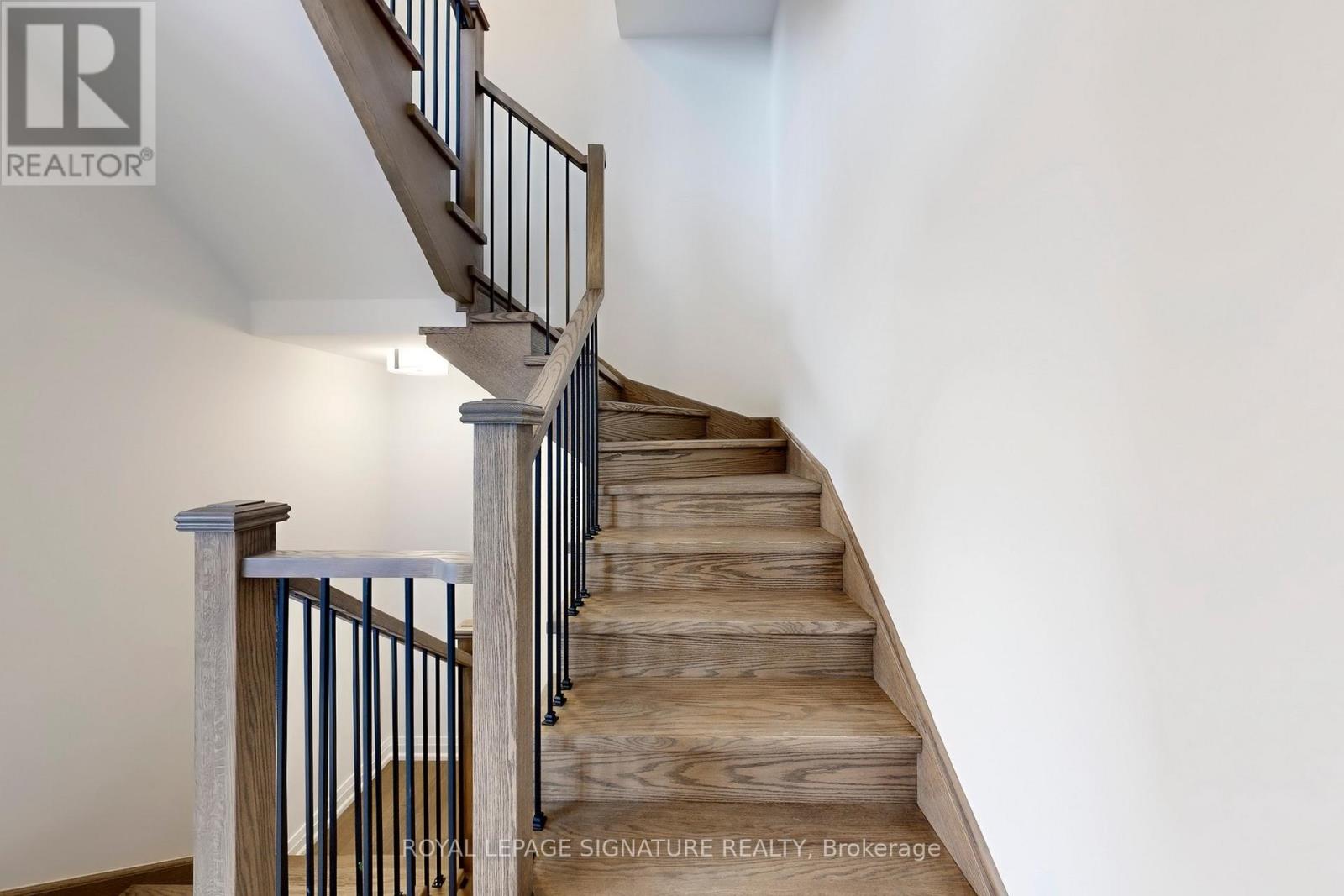 412 York Downs Boulevard, Markham, Ontario  L6C 3R4 - Photo 16 - N12396590